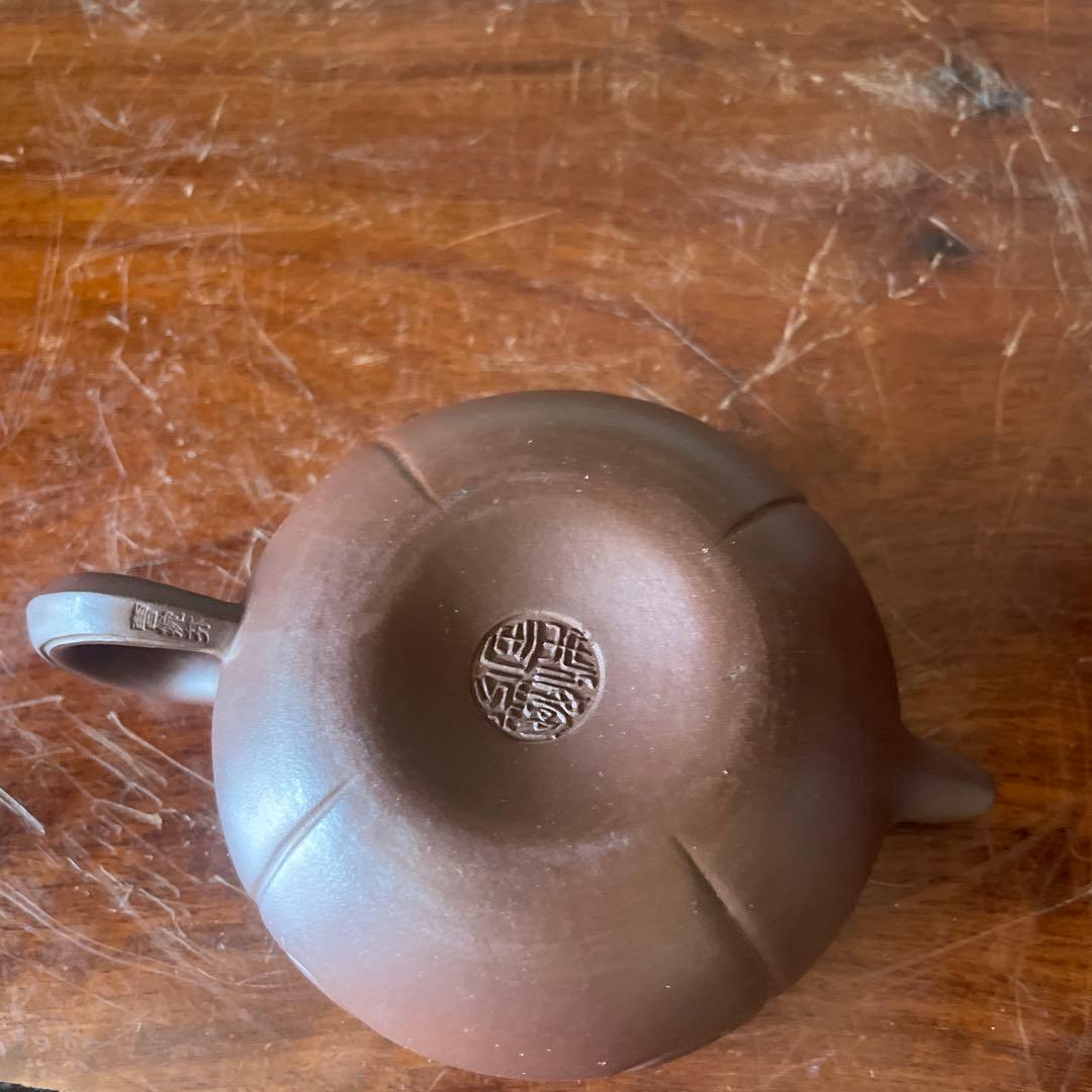 紫砂壶 宜興紫砂壺 祥雲紋　在銘　名家曹碗芬