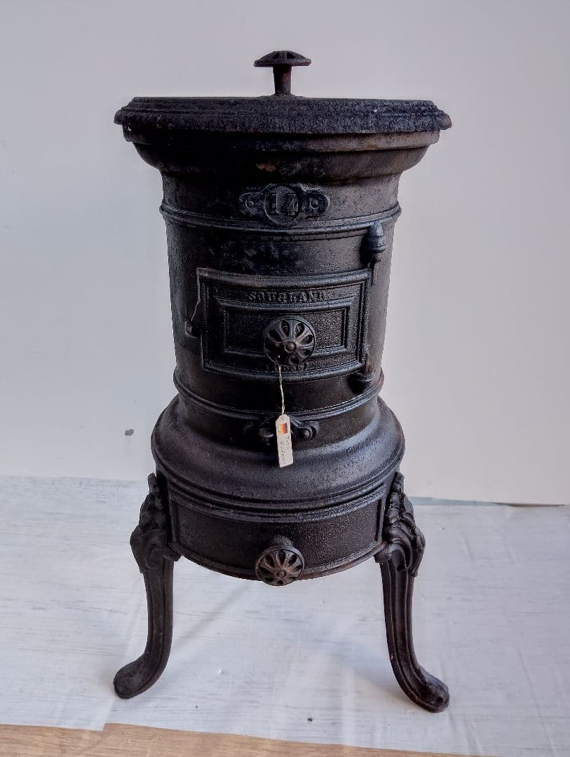 ストーブ フランス　鋳物 鉄製 シャビー レトロ ヴィンテージ(よ87)