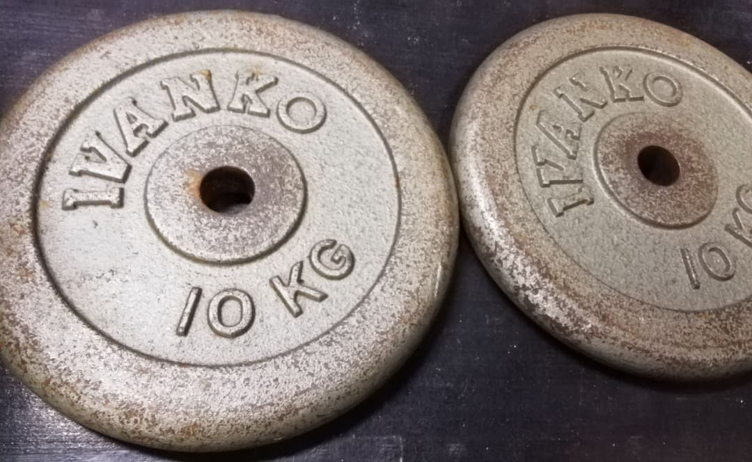 IVANKO 10㎏プレート２枚　２８ミリシャフト用