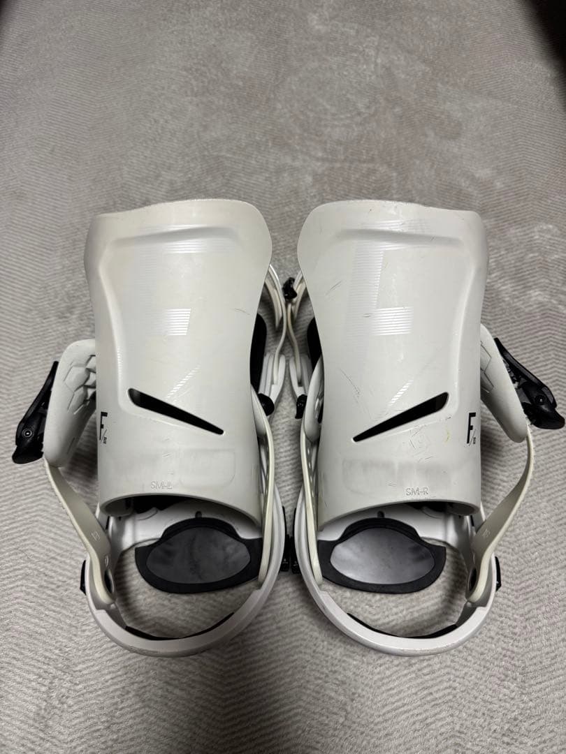 FLUX DS Mサイズ ホワイト ビンディング