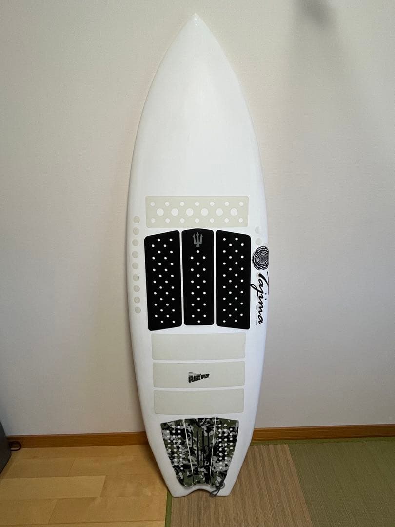 ジャスティス　サーフボード　中古　5.10