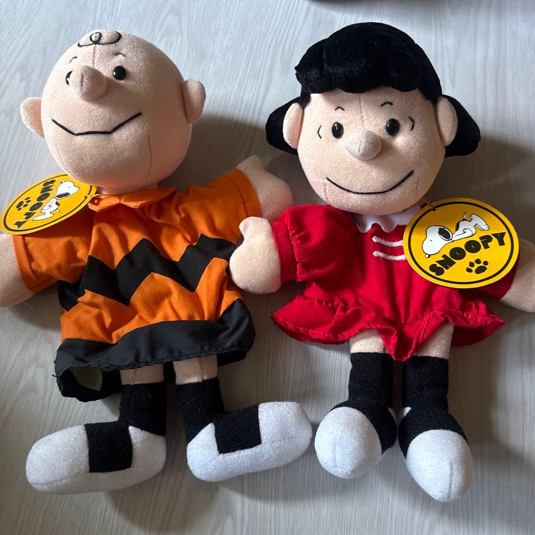 チャーリー・ブラウンとルーシー ハンドパペットタグ付き