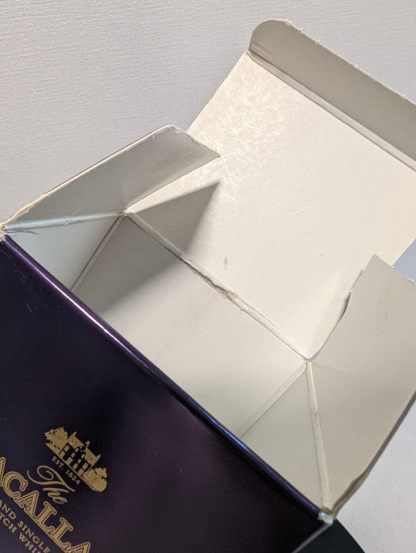 【未開栓・箱付き】ザ・マッカラン 18年 1994 ヴィンテージ　シェリーオーク