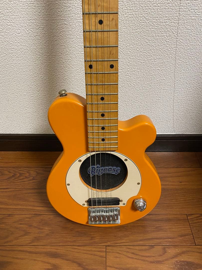 。pignose ピグノーズ　ミニエレキギター　弦切れあり