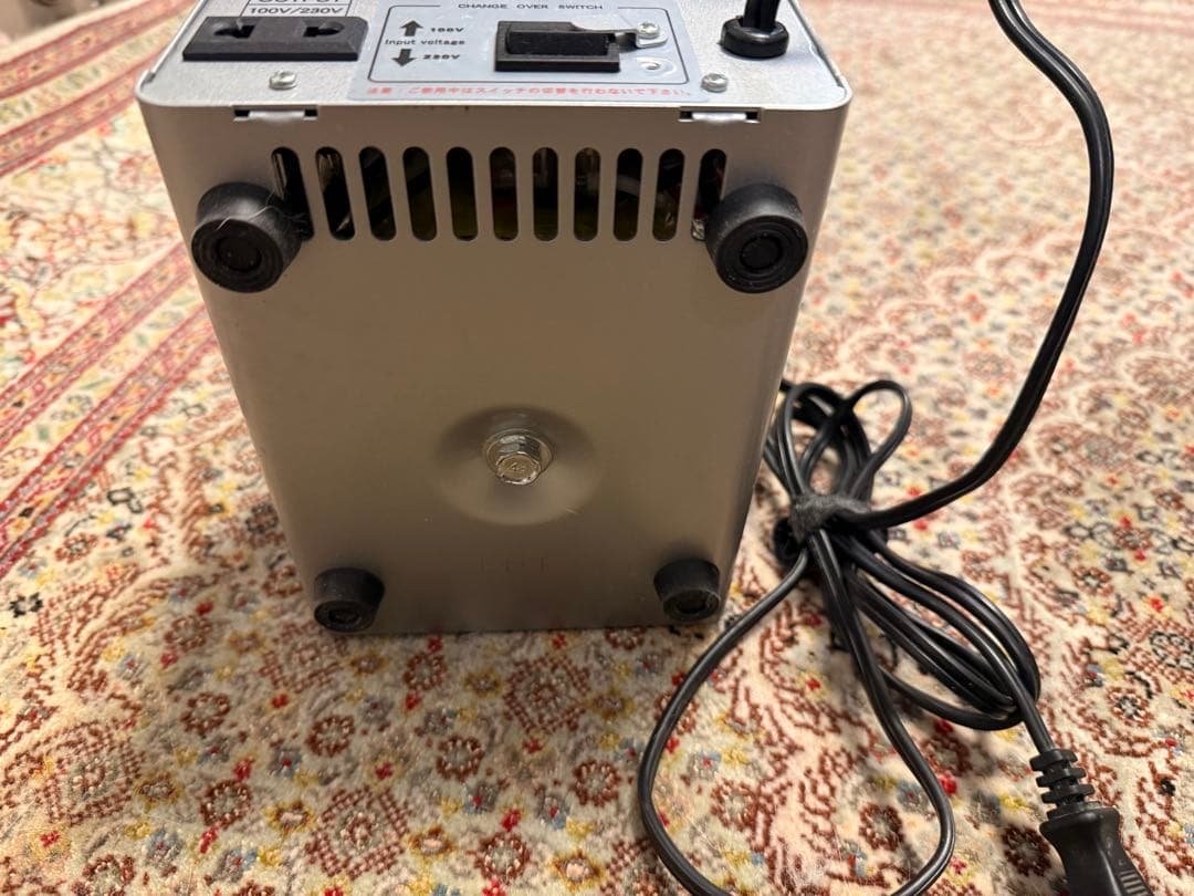 カシムラ　TI-20 変圧器 1500VA