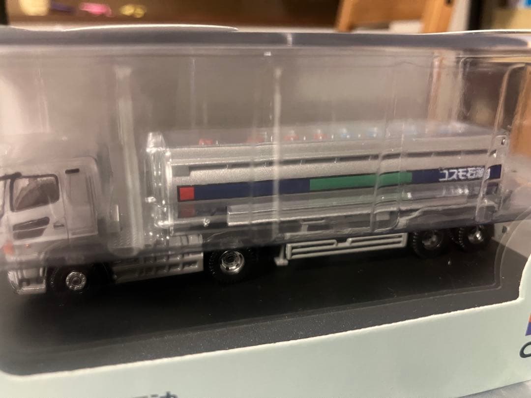 激レア！未開封　70周年　ケース入り　コスモ石油 タンクローリー