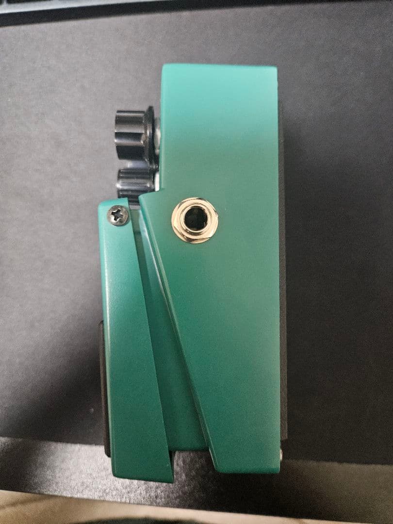 ほぼ未使用 BOSS Tremolo TR-2