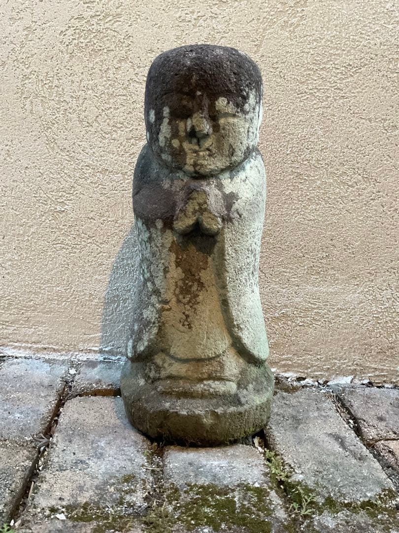 野仏　地蔵菩薩像　古い石仏　民衆仏　仏像　仏教美術　山梨県　高さ約45cm