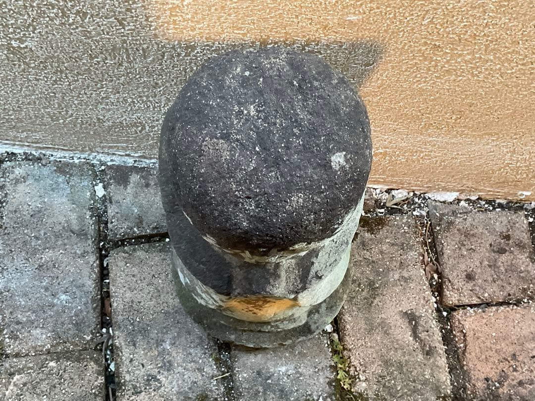 野仏　地蔵菩薩像　古い石仏　民衆仏　仏像　仏教美術　山梨県　高さ約45cm