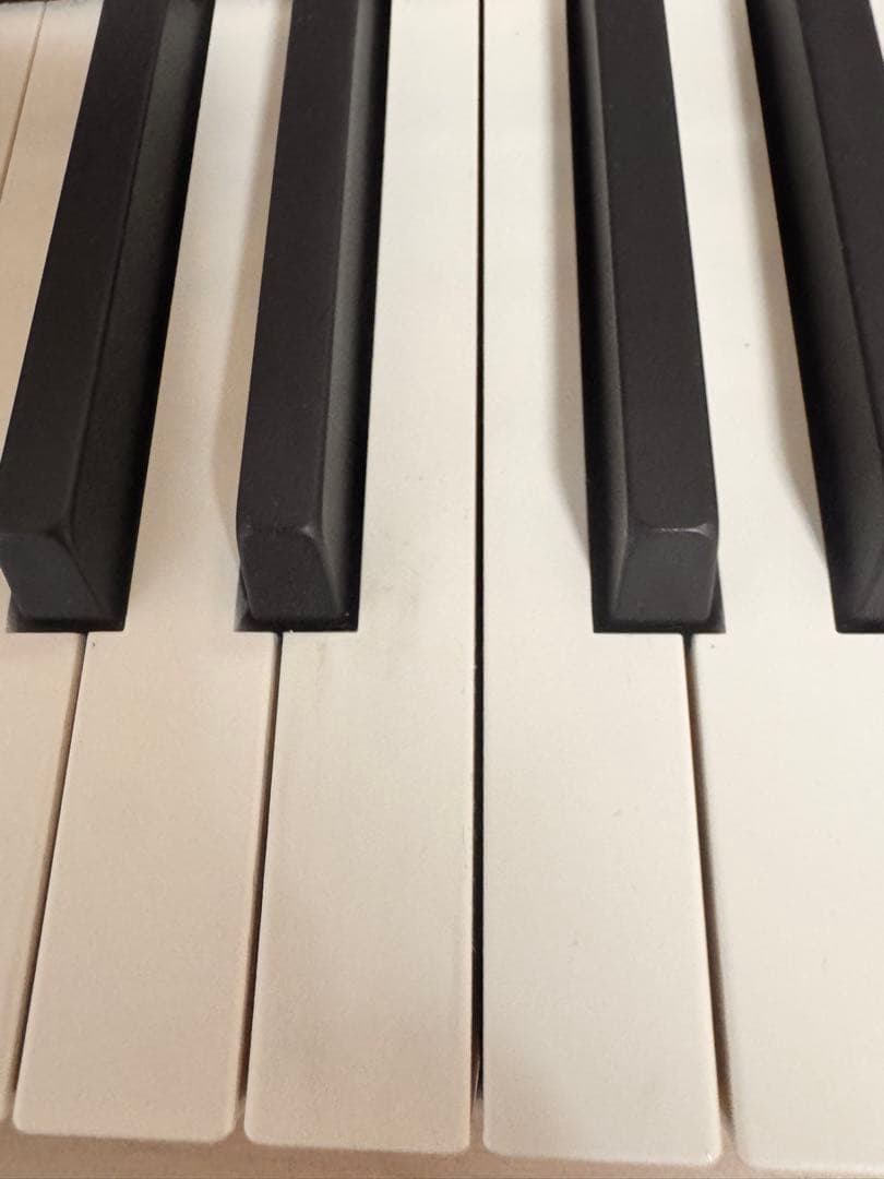 値下げしました‼︎22年製カワイca49a 電子ピアノ 88鍵盤 椅子付き