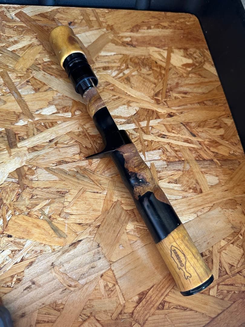 グリップ　トップウォーター渓流　ハンドメイド　ハイブリッドウッド