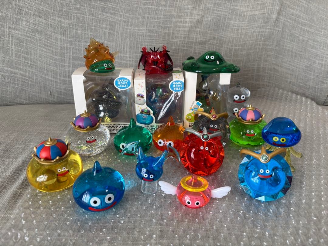 ドラゴンクエスト　スライム ビッグクリアフィギュア　18体セット　➕　おまけ付き