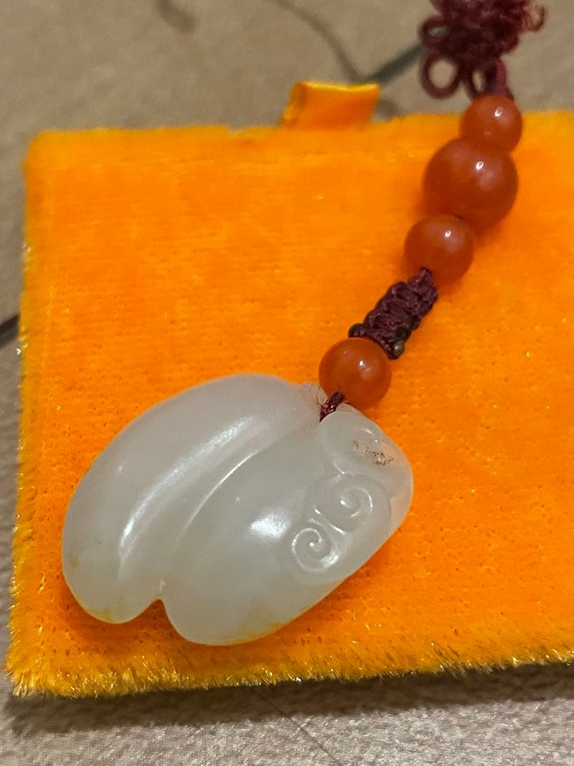 玉アクセサリー　中国　玉彫大師　蒋喜作