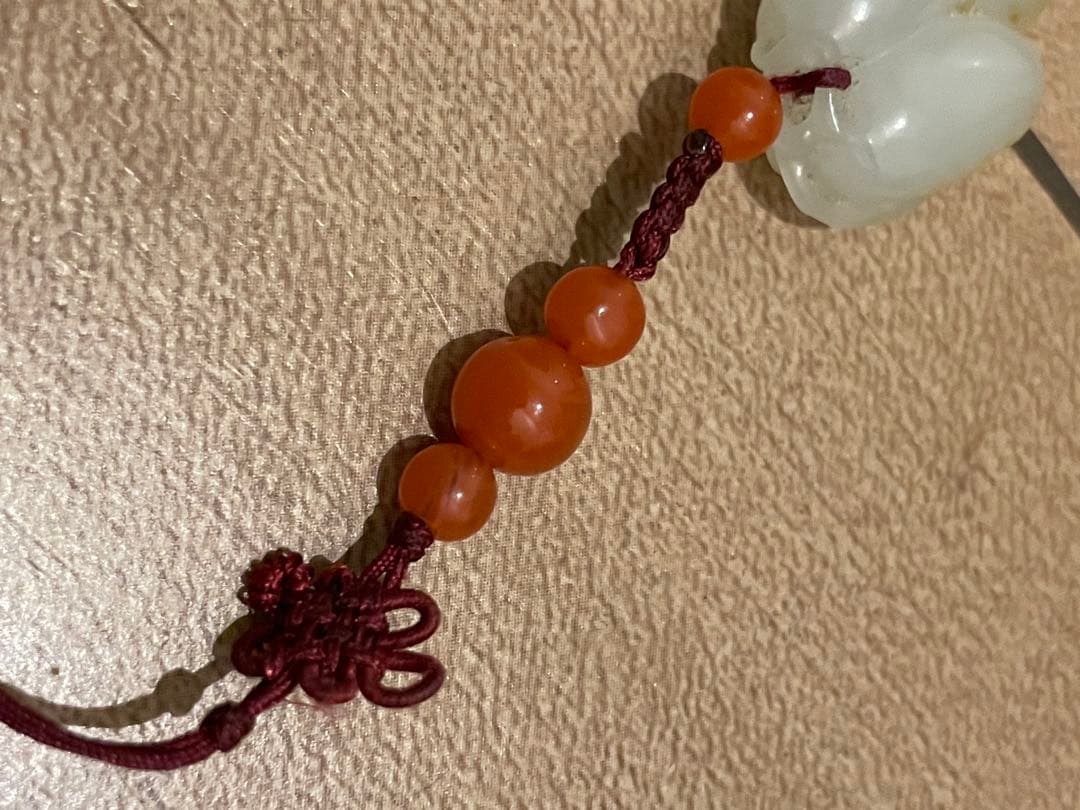 玉アクセサリー　中国　玉彫大師　蒋喜作