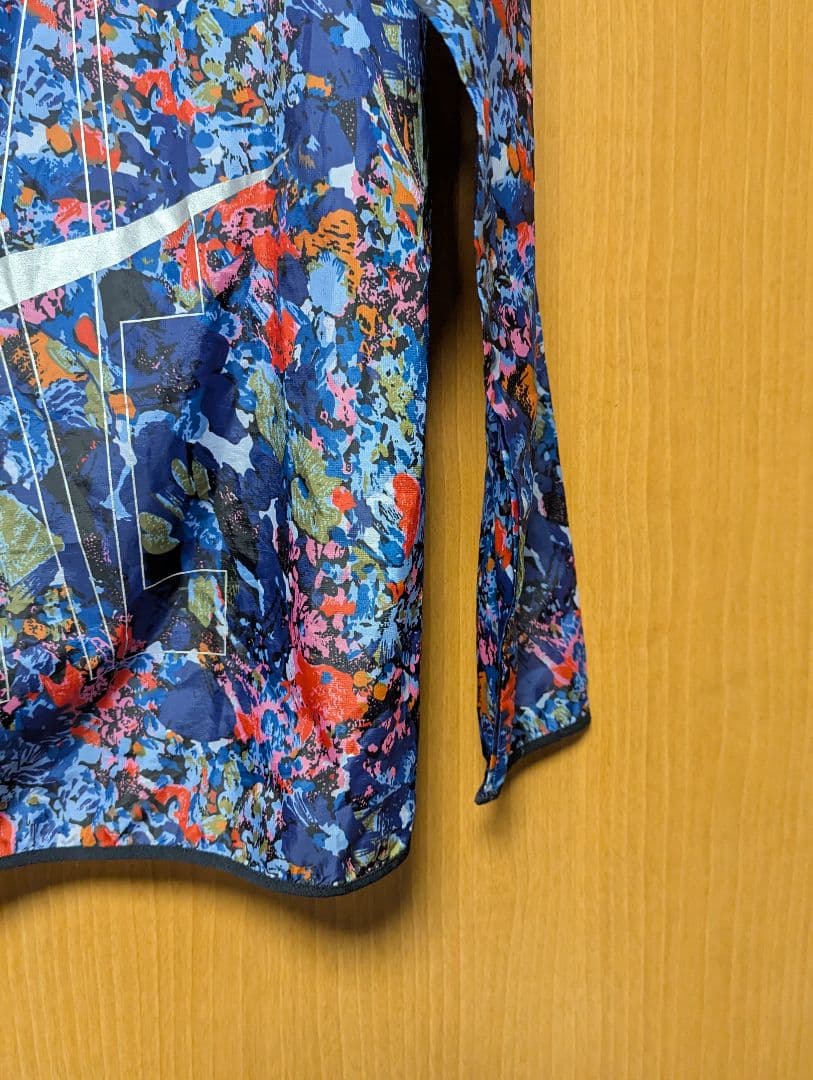 ナイキ ウィンドランナー プリンテッドフーディー