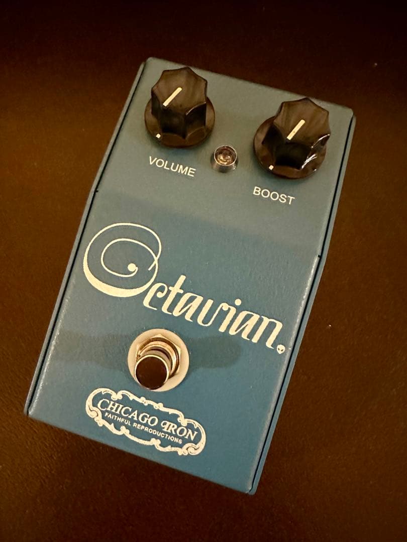 ギター CHICAGO IRON Octavian