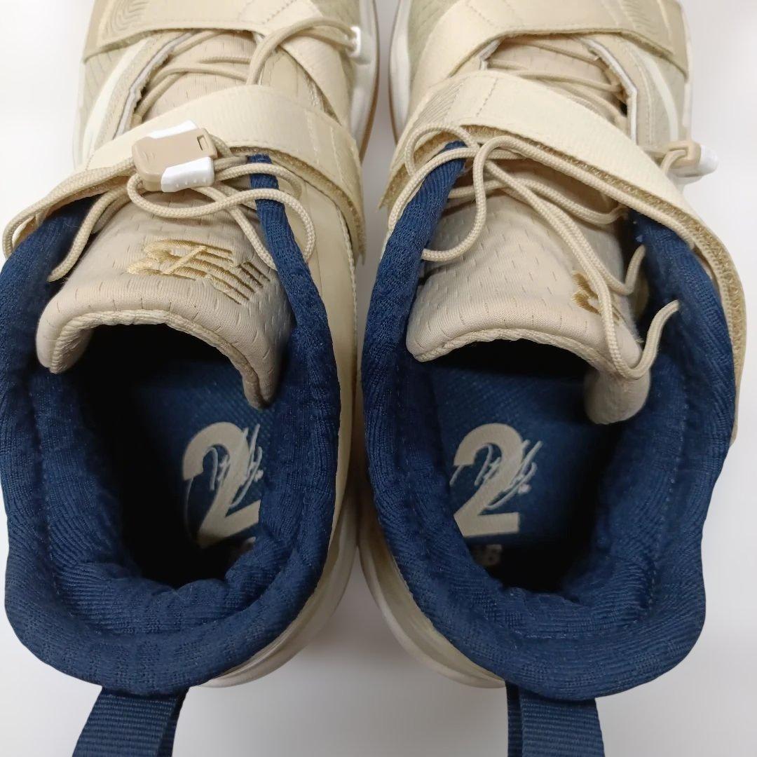 美品 new balance シューズ リンドーア