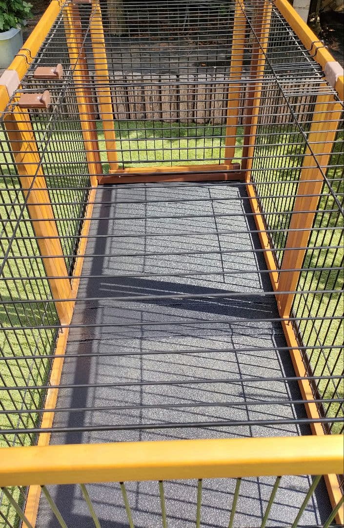 リッチェル 木製3WAYサークル 6面 高さ90cm、天井柵・床トレー付