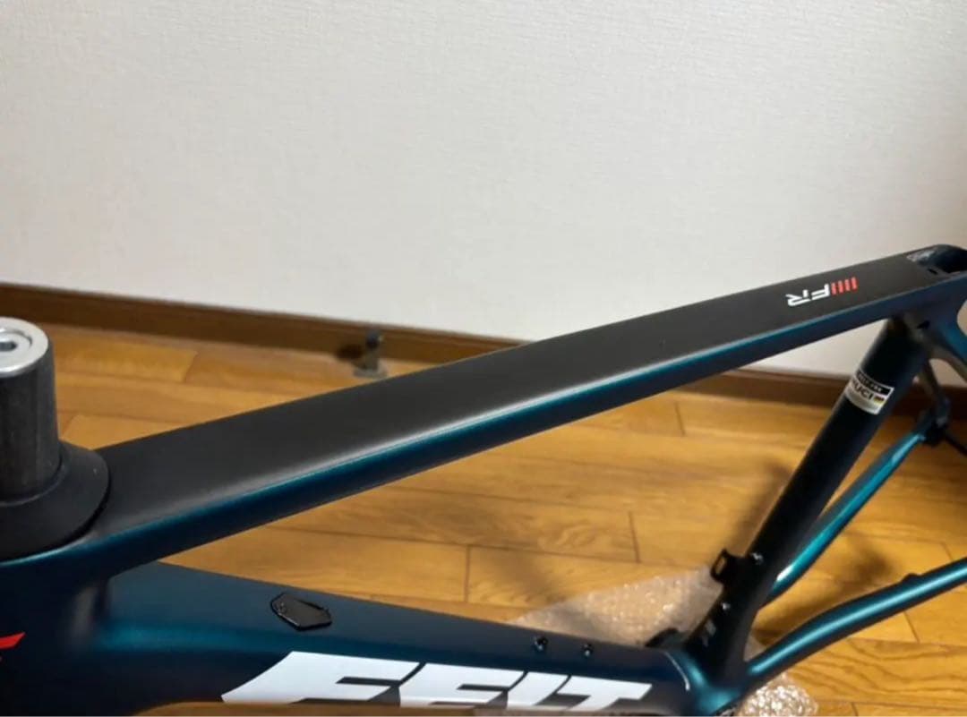（未走行品）FELT FR4.0 フレームセット
