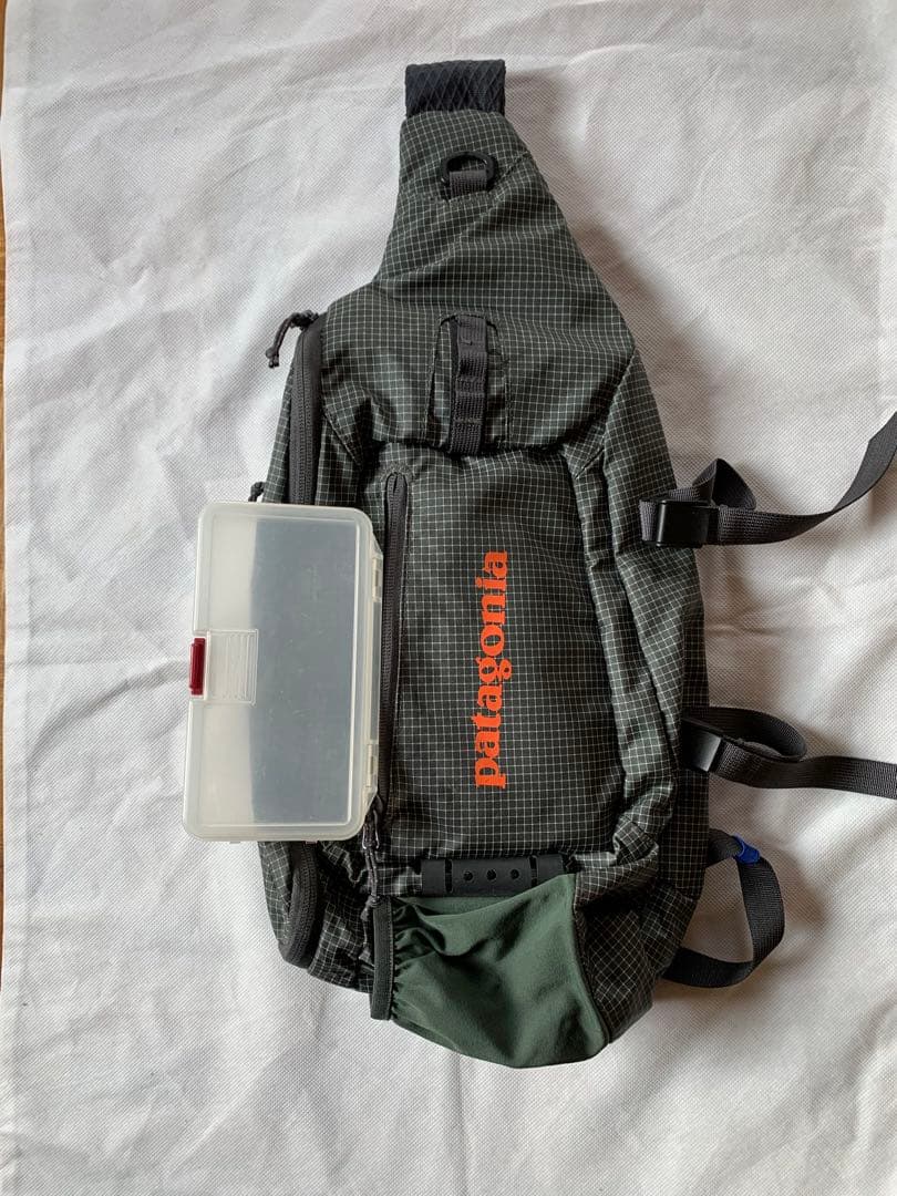 patagonia ベスト　フロントスリング