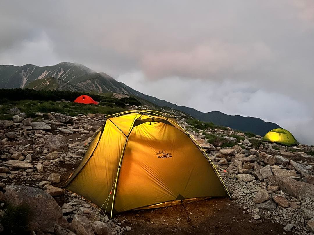 EL CHALTEN 2.5P オリーブ