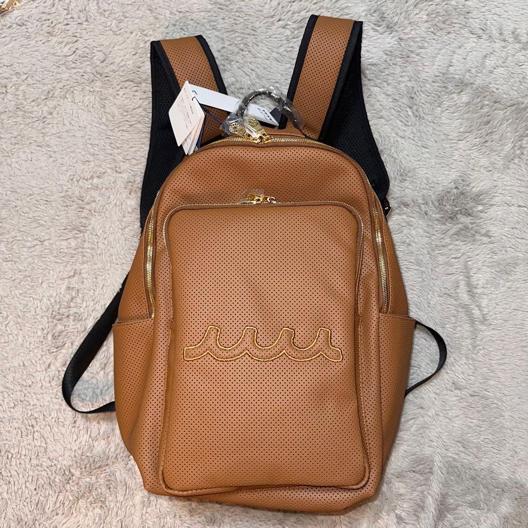 muta★コンティニュアパンチングエシカルレザーバックパック