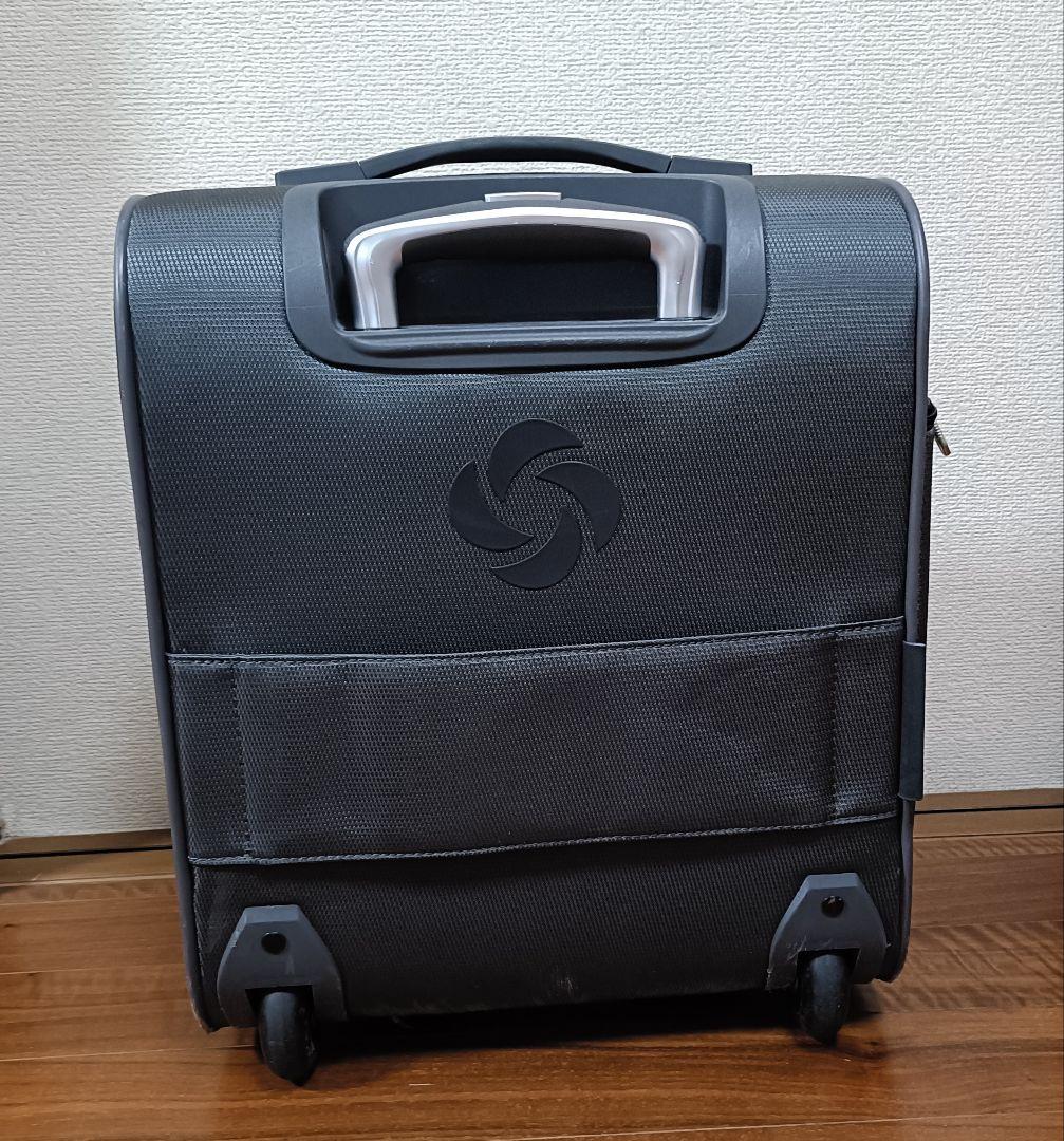 美品Samsonite Stackkitキャリーオンキャリー可　モバイルコード付