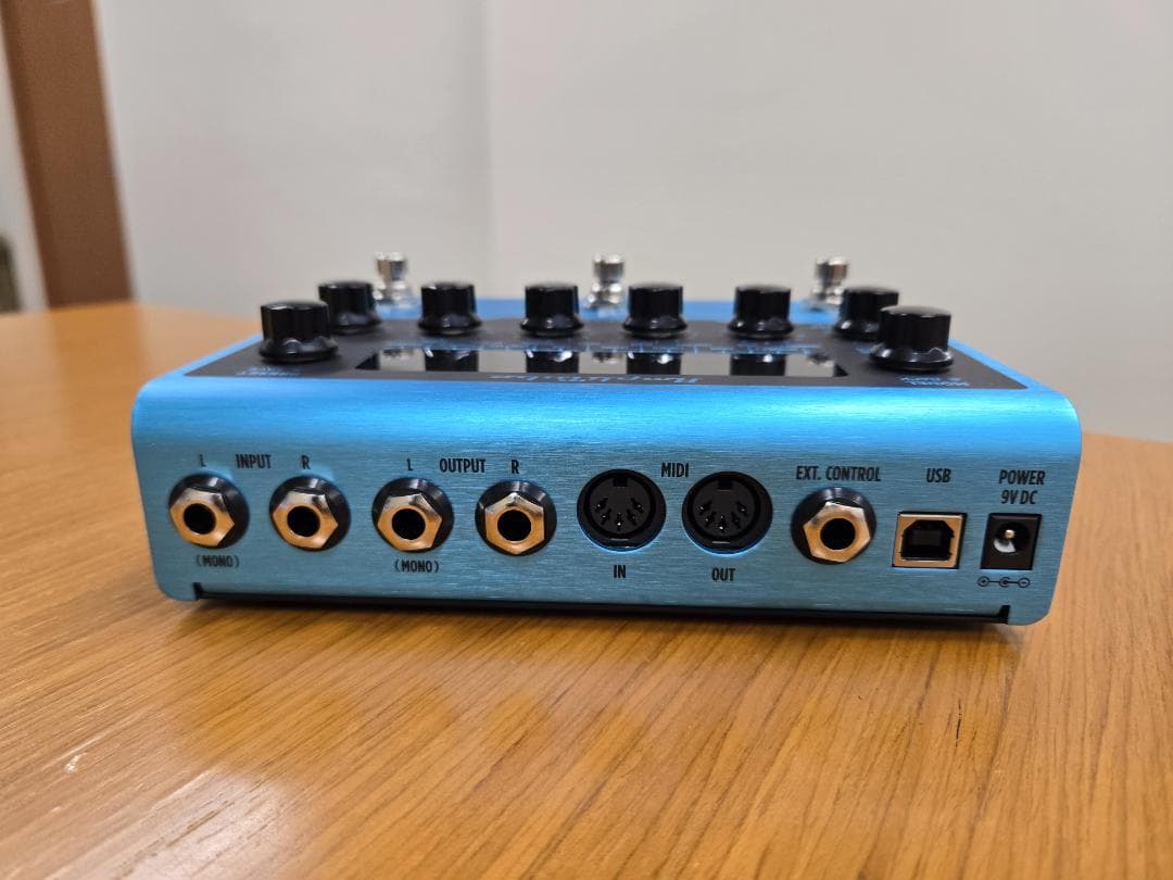 【極美品・試聴のみ数回】AmpliTube X-Space ※付属アプリなし