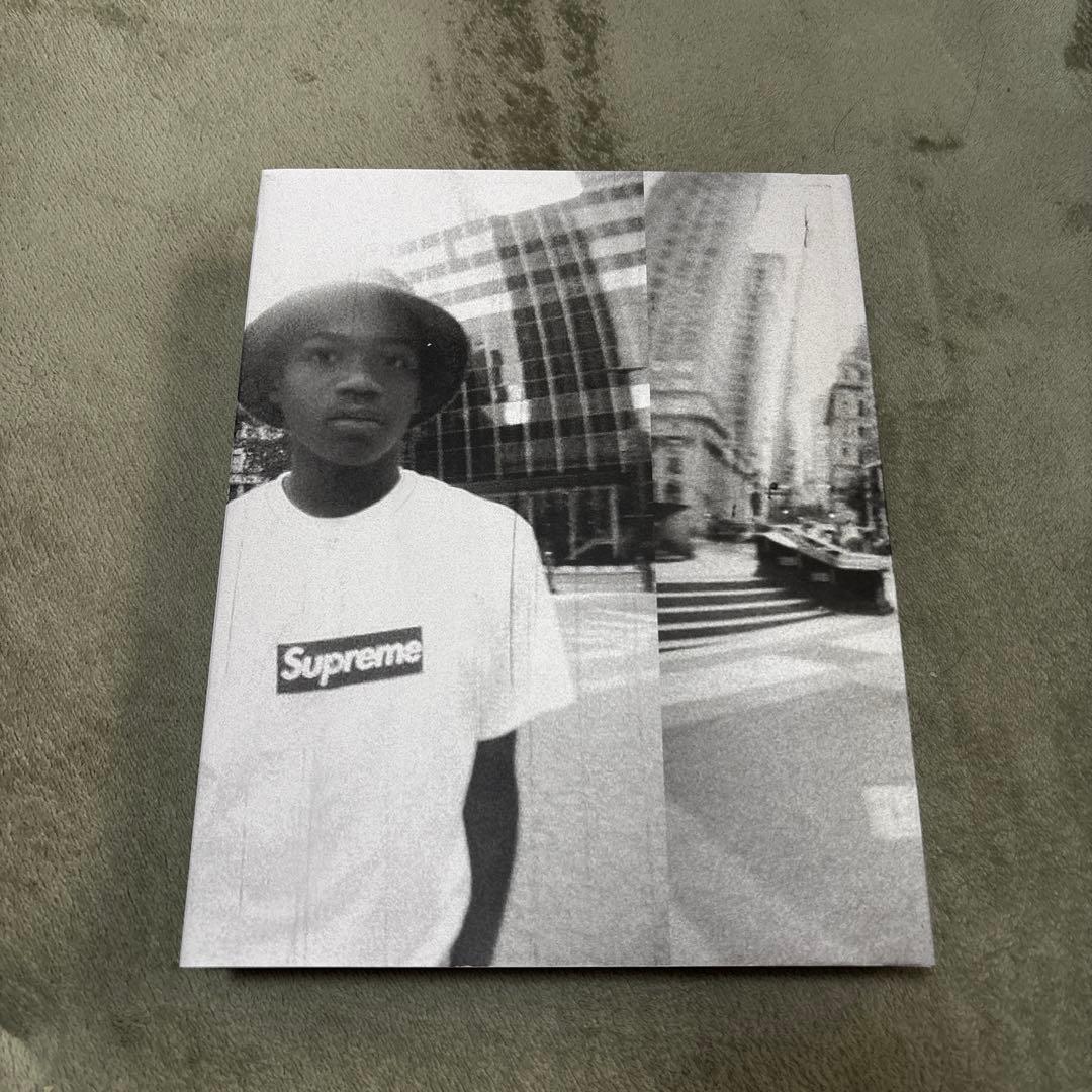 SUPREME 19AW supreme book シュプリームブック2 写真集