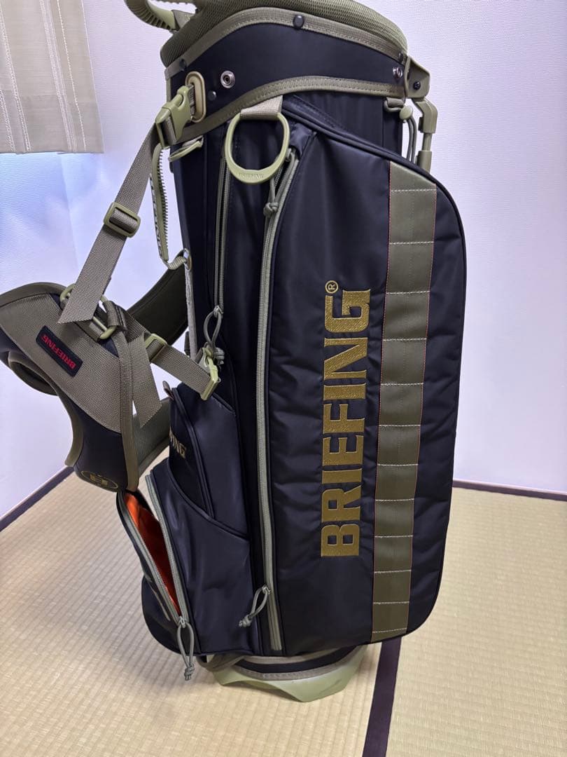 BRIEFING ブリーフィング　キャディバッグ　スタンド　超美品