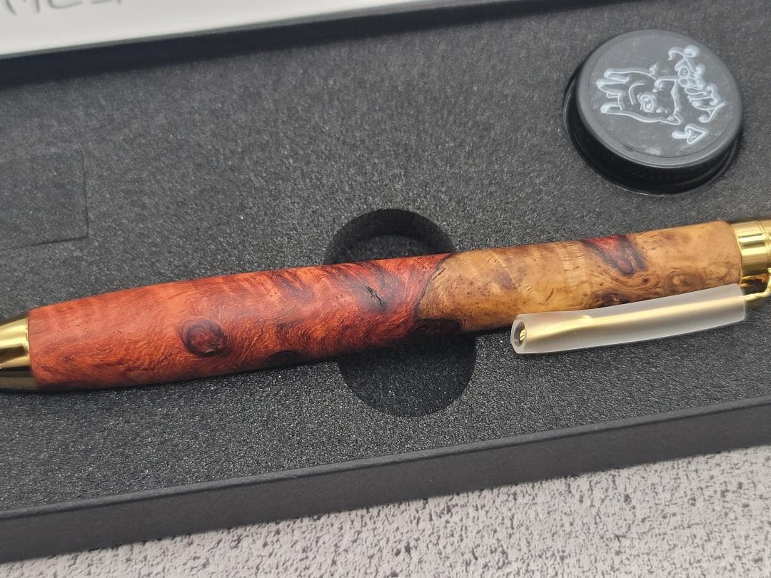 新品　こぶた工房　極上+花梨瘤　紅白　金金具　シャープペンシル0.5