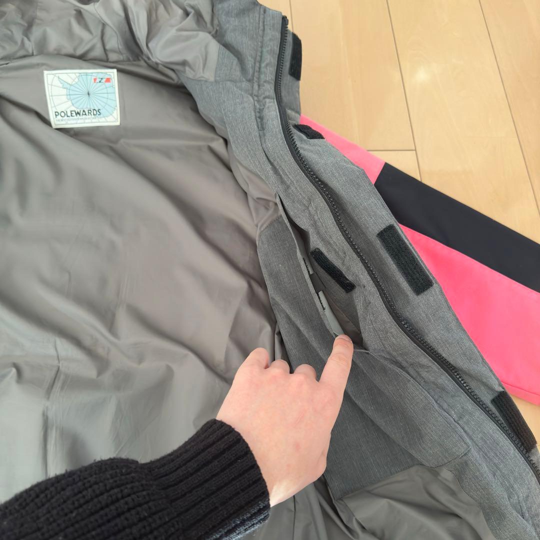 ポールワーズ　スノーボードウェア　ダウンベスト