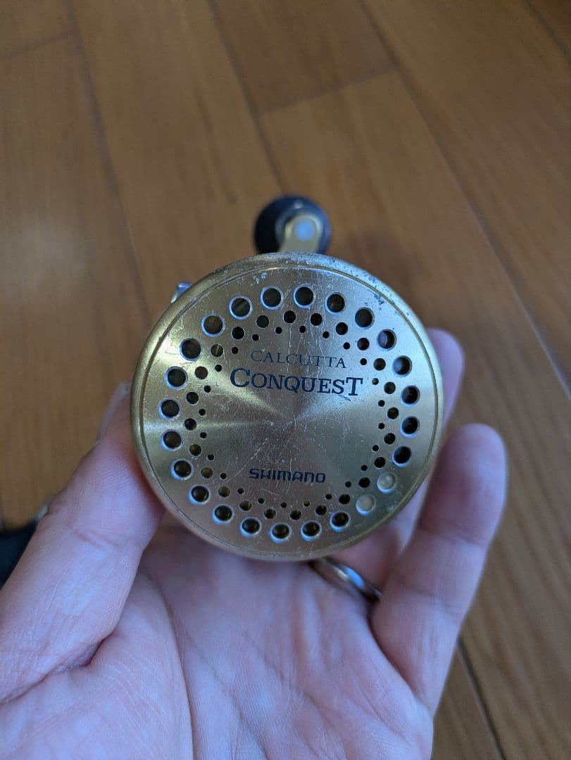 SHIMANO CALCUTTA CONQUEST ゴールド