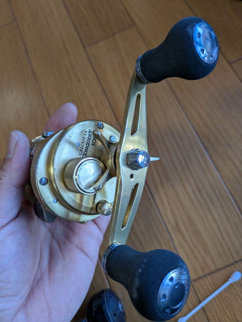 SHIMANO CALCUTTA CONQUEST ゴールド