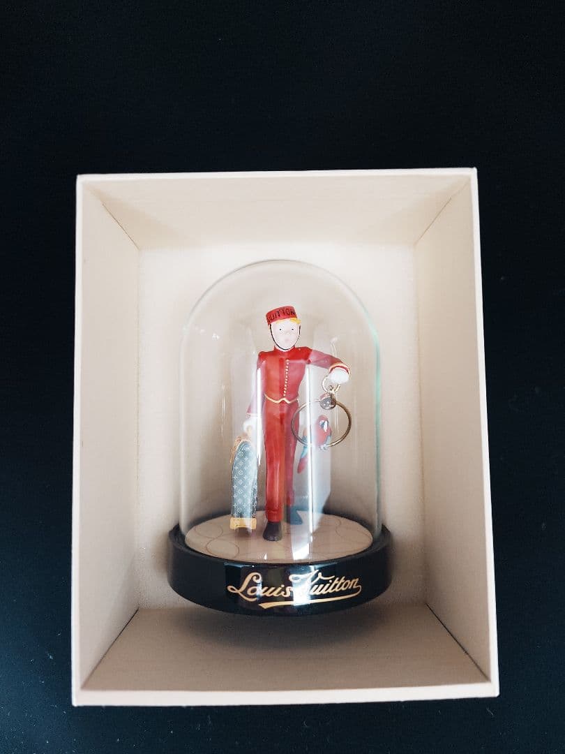 Louis Vuitton LE GROOM ベルボーイ ガラスドーム 箱つき