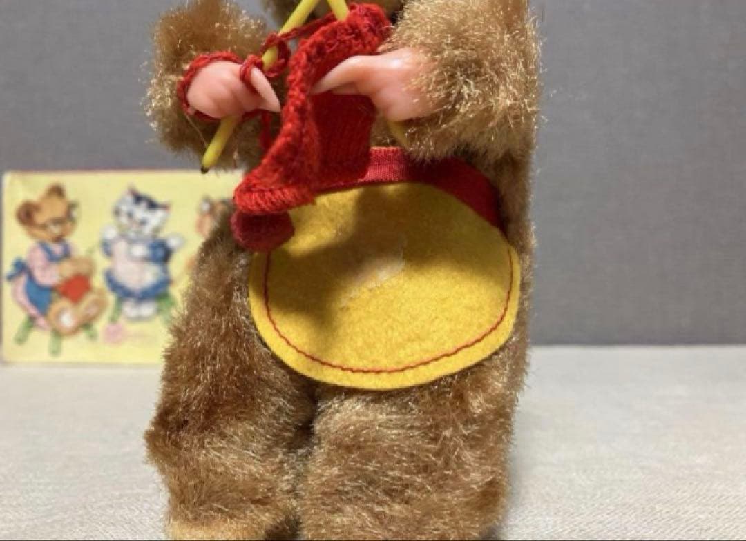 【最終価格】アンティーク ヴィンテージ ドイツ 編み物をするクマさん