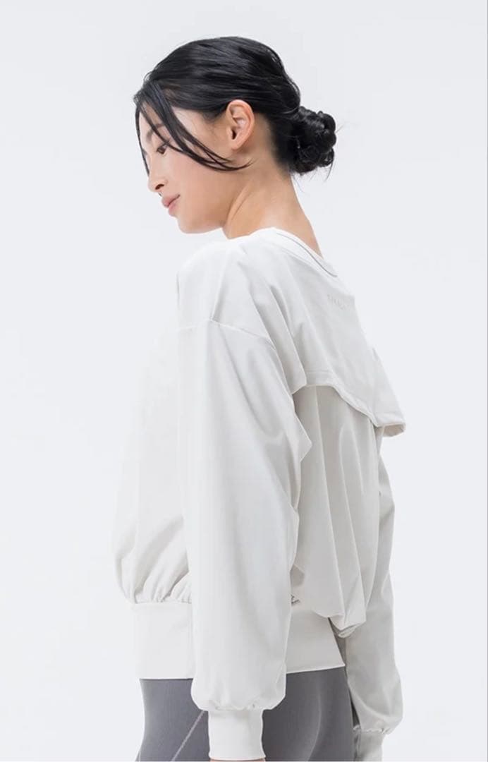 新品SUKALA LAVAブラトップ付きバルーンプルオーバー　セット