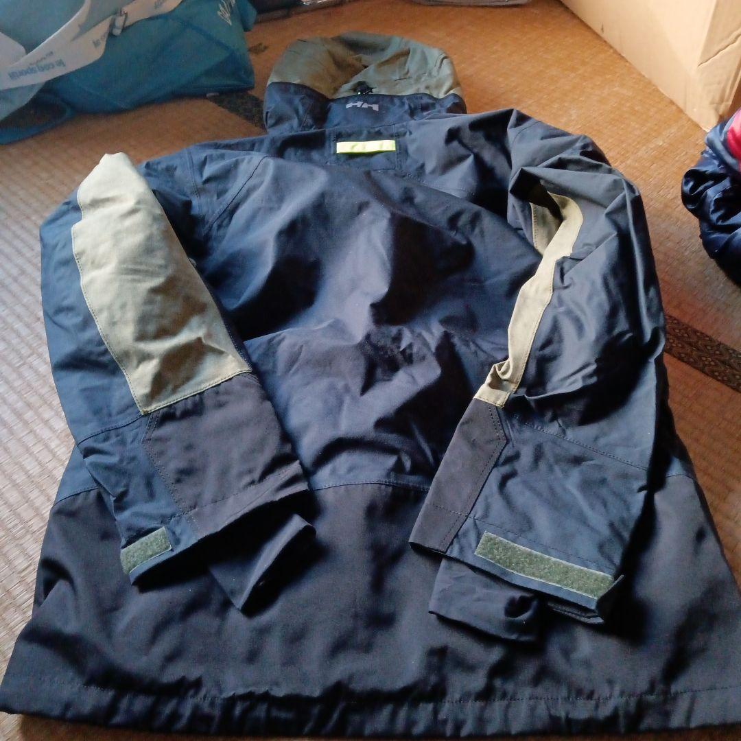 ヘリーハンセン　スノーボードウェア　スノボウェア　スキーウェア