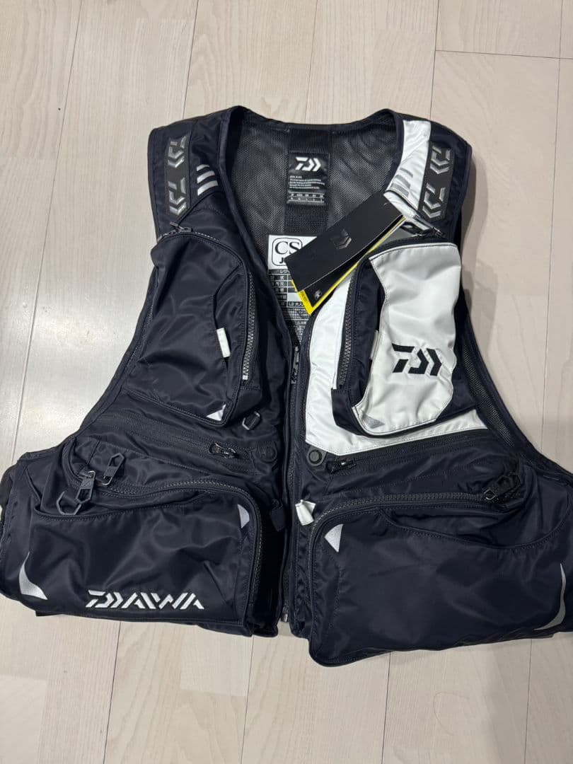 新品未使用　ダイワ フローティングベスト DF-3609 船釣り サイズXL