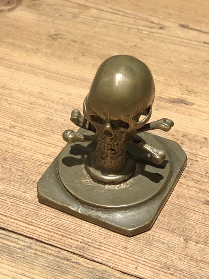 ビンテージ　スカル　髑髏　骸骨　ネイバーフッド　インダストリアル　weirdo