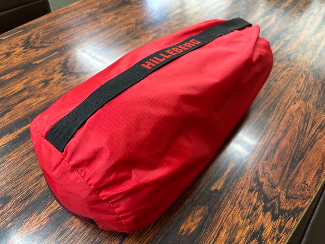 ヒルバーグ　スタイカ　テント　レッド