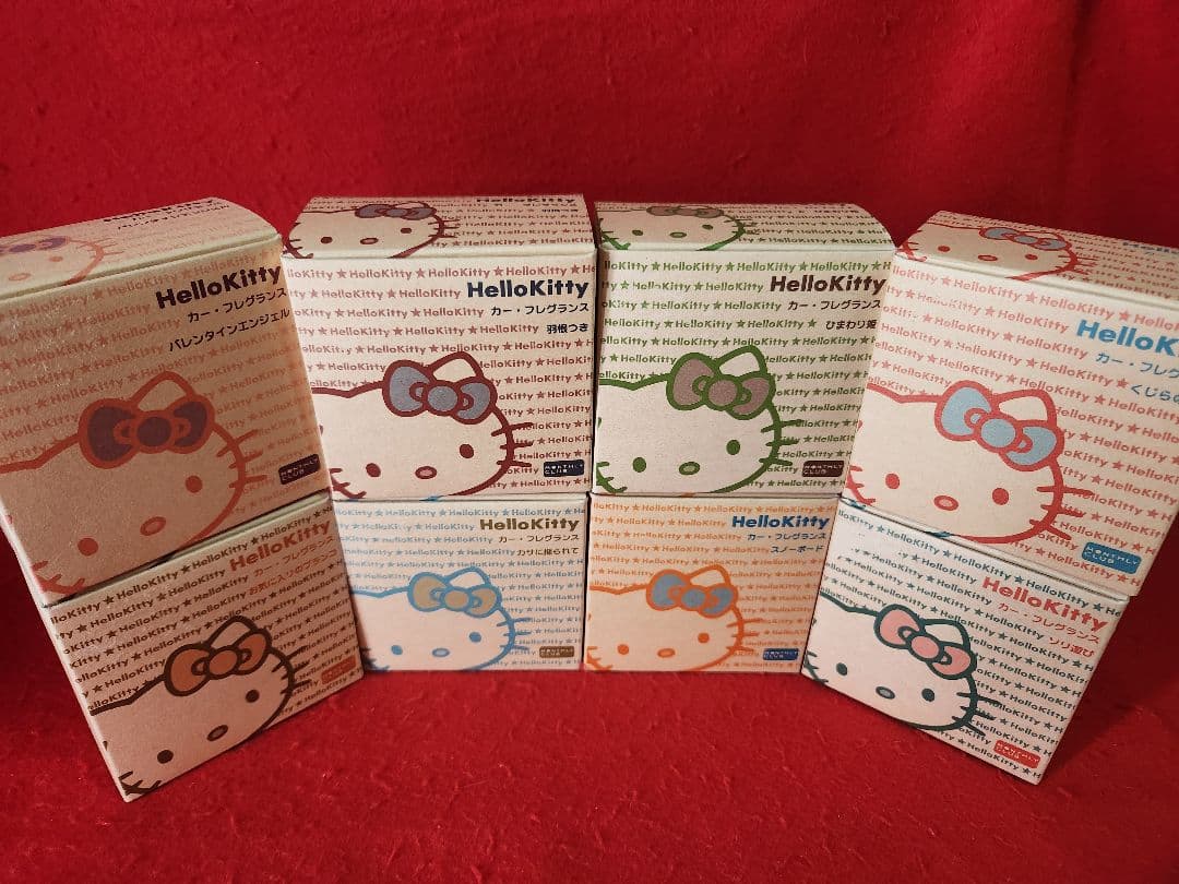 サンリオ　キティ　カー フレグランス　８種