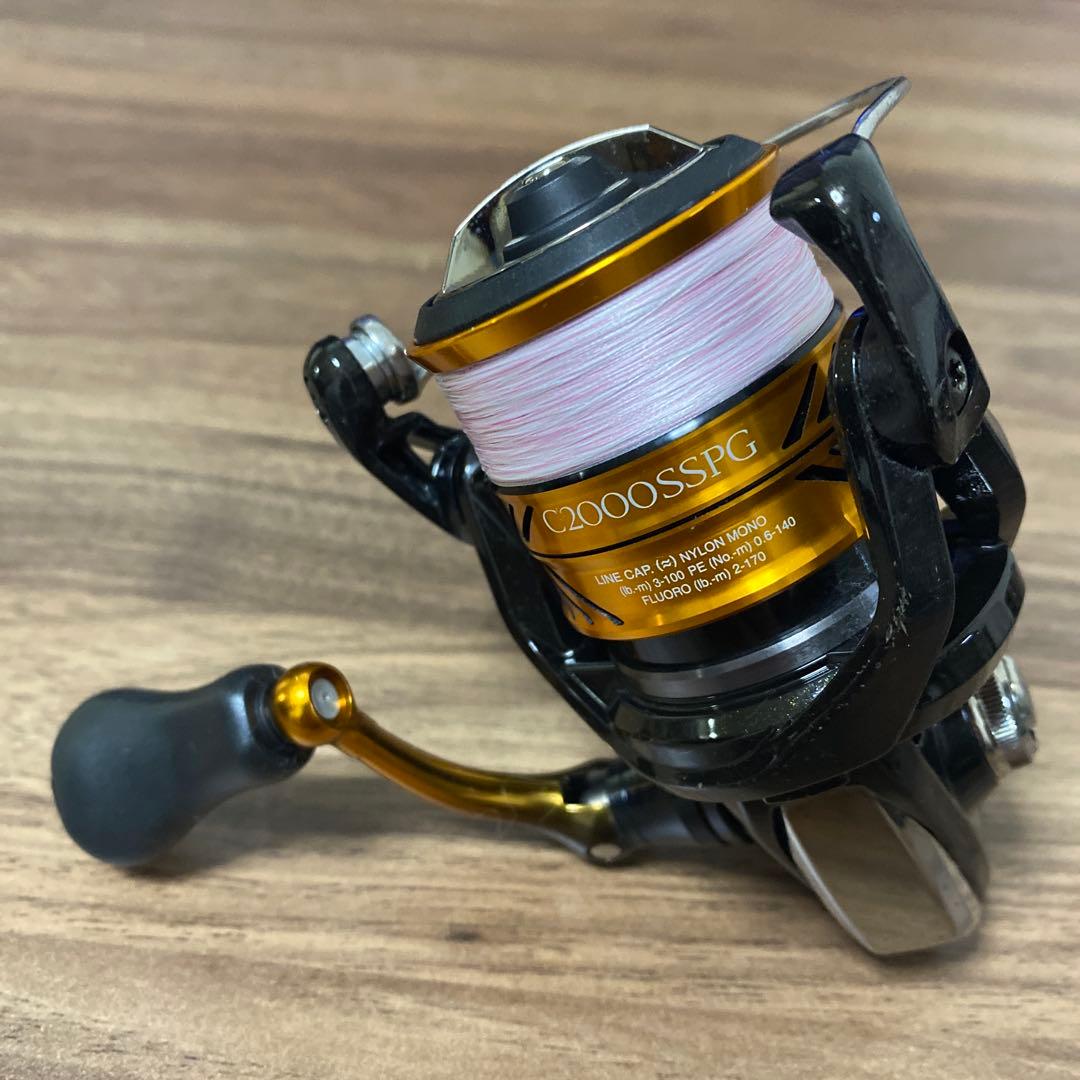 シマノ　C2000SSPG スピニングリール 黒/金