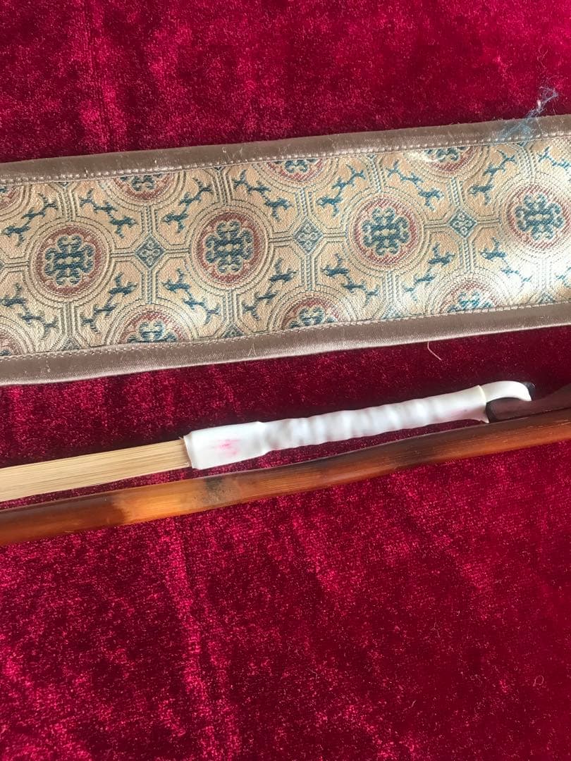 半額・二胡弓★ 中古品★紅竹★王小廸製作★上級者用★純100%白馬尾毛