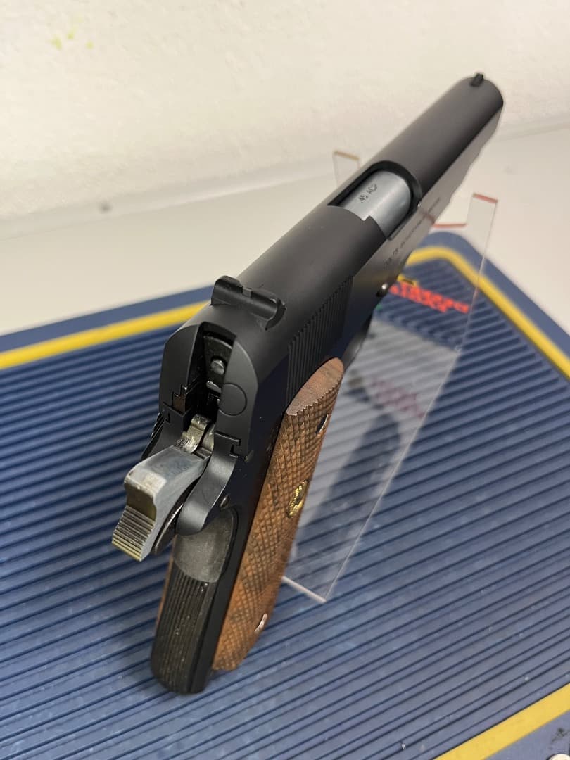 東京マルイ　ガバメントシリーズ70 ガスガン