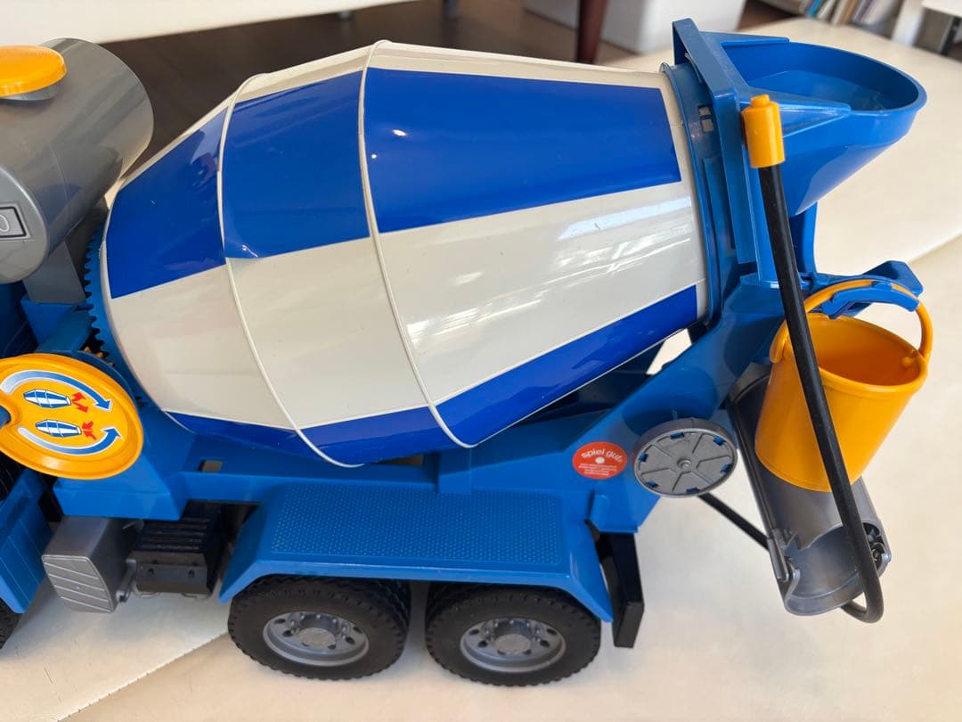 Bruder ミキサー車、ゴミ収集者、ショベルカー3点セット