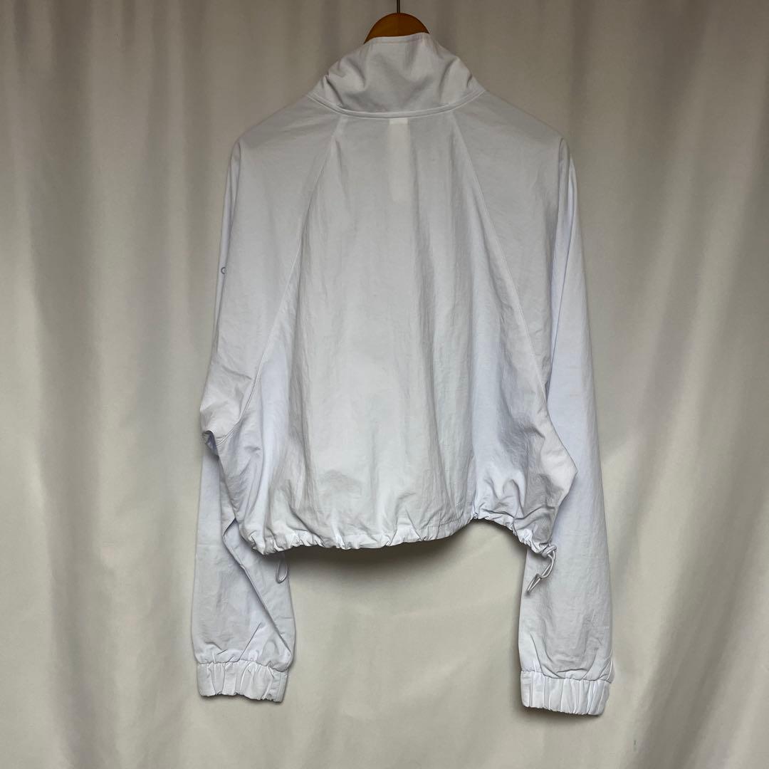 alo yoga ハーフジップ ショート丈ナイロン ジャケット ホワイト M