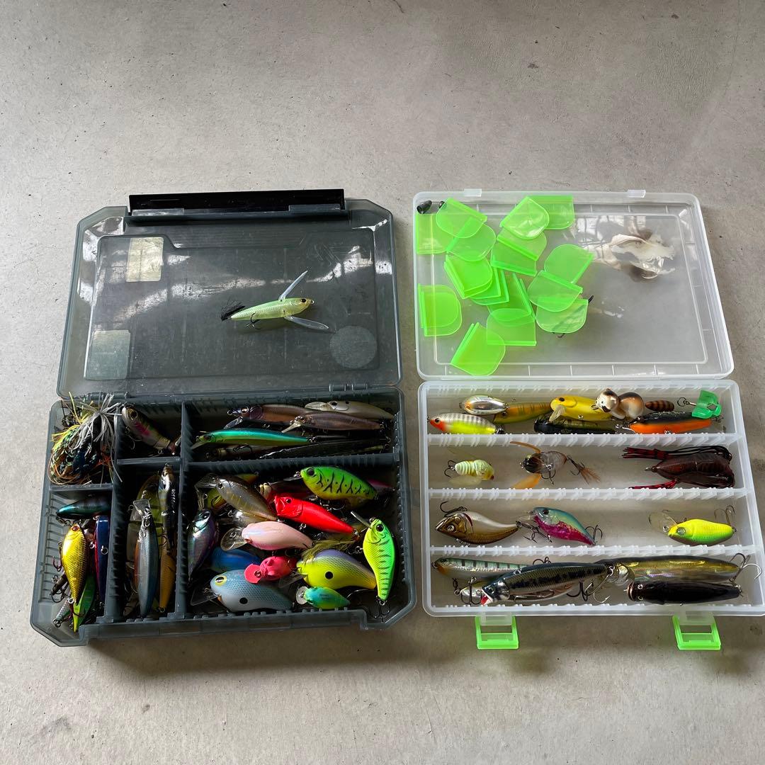 まとめ売り バス釣りルアー、ワーム、フック、シンカー、ケースなど小物大量セット