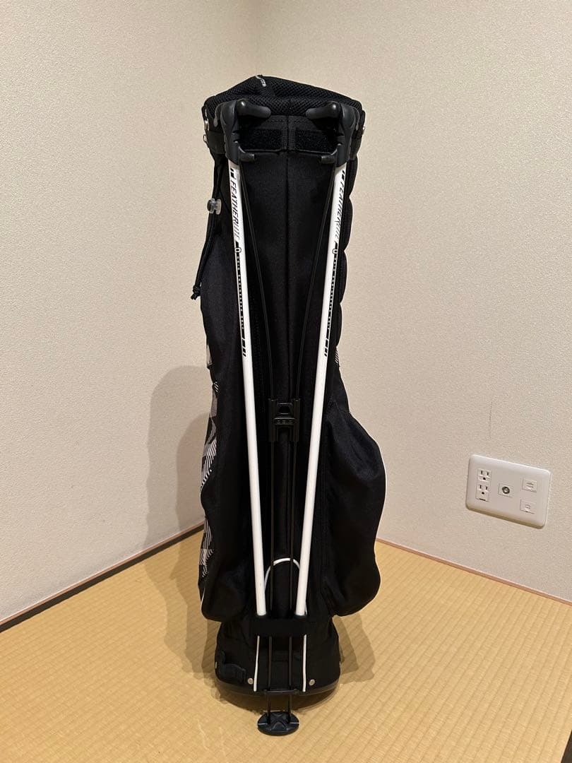 Woode スタンド式ゴルフバッグ 黒　OGIO