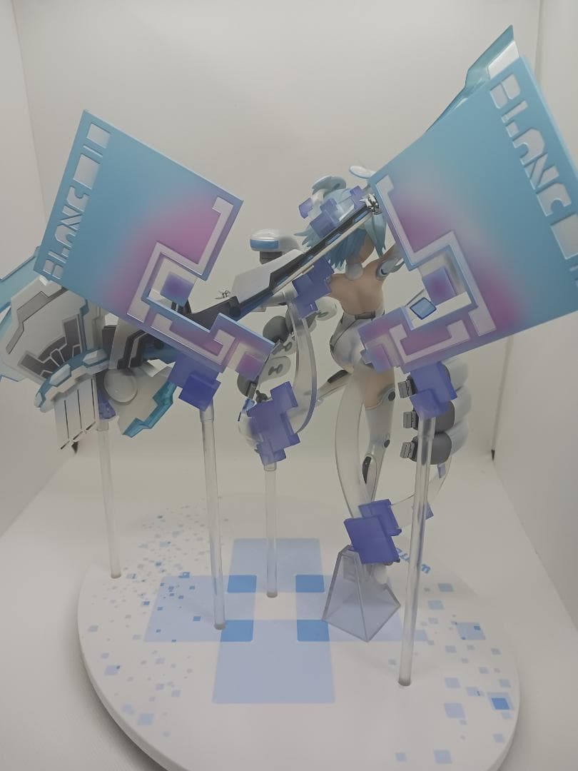 l*e様 超次元ゲイム ネプテューヌ ホワイトハート 1/7 スケールフィギュア